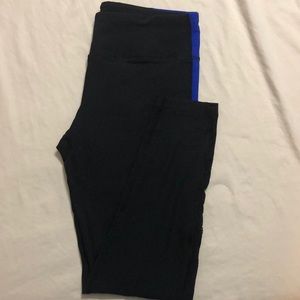 Mesh panel leggings